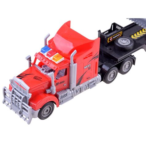 Sunkvežimis su priekaba. Krovininis transportas