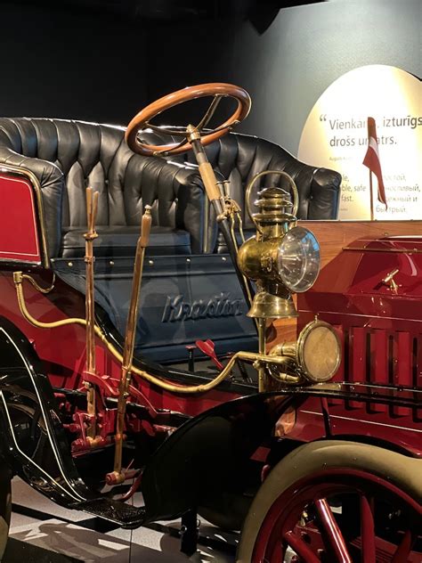 Teminis Prancūzijos automobilių muziejų foto