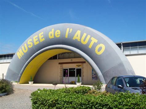 Musée Automobile de Vendée istorinės transporto priemonės