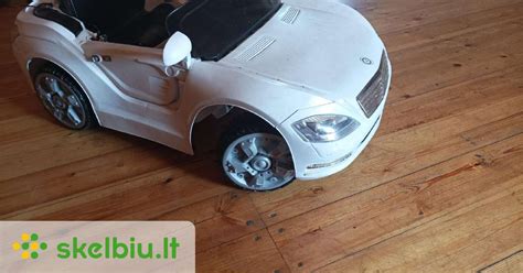 automobilis saulėkaitoje