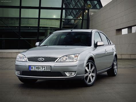Ford Mondeo 2005 metų modelio automobilio išorės nuotrauka