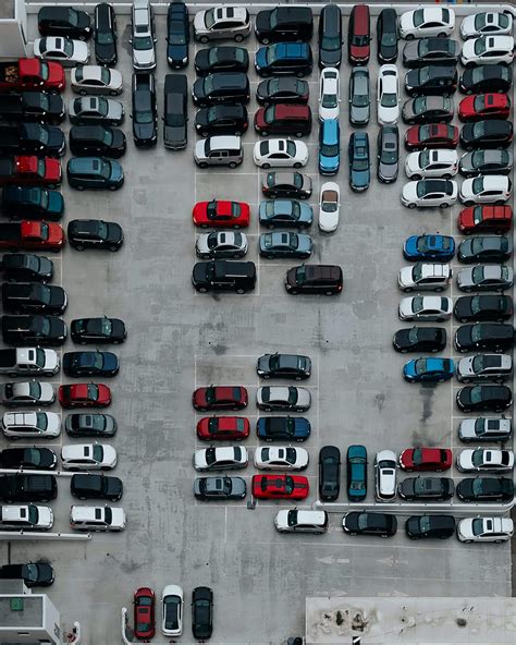 Infografika: svarbiausi žingsniai prieš perkant automobilį iš JAV aukciono.