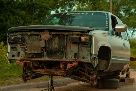 Schema, iliustruojanti teisinių veiksmų eigą įsigijus nekokybišką automobilį
