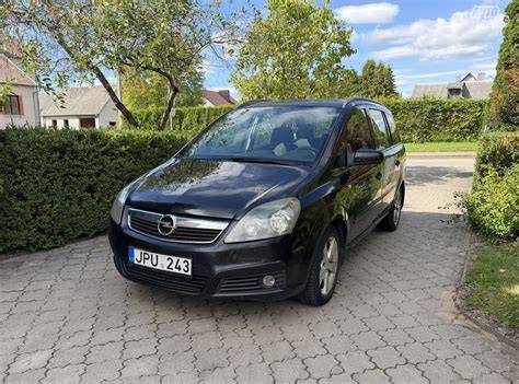 bagažinės uždangalas Opel Zafira