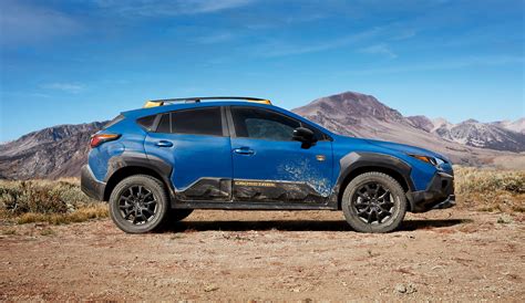 Tematinė Subaru Crosstrek nuotrauka lauke