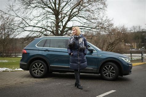 Infografika, apibūdinanti kiekvieno skaičiaus (1-9) reikšmę automobilių numeriuose.