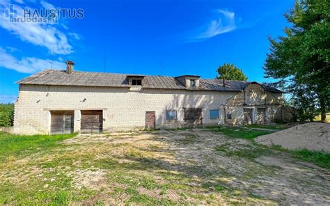 Fotografija, vaizduojanti žvyrkelį kaimo vietovėje