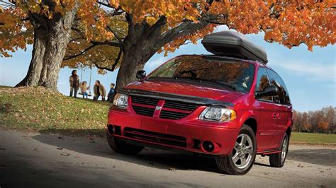 Nuotrauka, iliustruojanti talpią Dodge Grand Caravan bagažinę