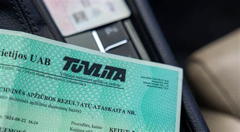 Nuotrauka, demonstruojanti techninės apžiūros metu tikrinamus priekabos elementus