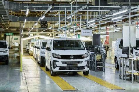 kinijos automobilių pramonės augimas ir plėtra