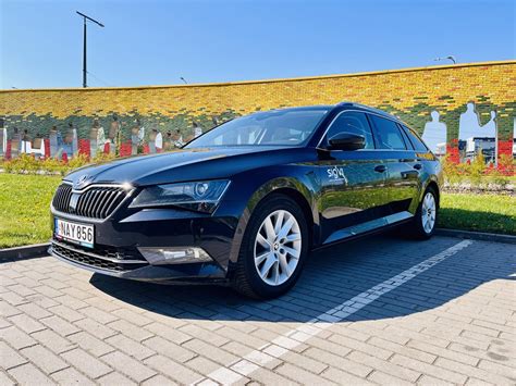 Skoda Superb automobilio eksterjero nuotrauka