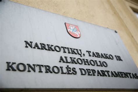 Infografika su alkoholio koncentracijos ribomis ir atitinkamomis baudomis