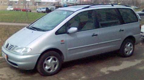 Volkswagen Sharan 2.8 VR6 DOHC variklio skyriaus schema