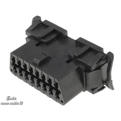OBD-II diagnostinės jungties nuotrauka automobilyje