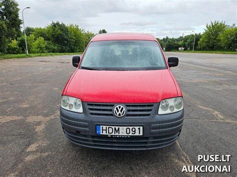 Tematinė nuotrauka: automobilis su „M“ ženklu