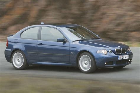 BMW 3 serijos (E46) automobilis