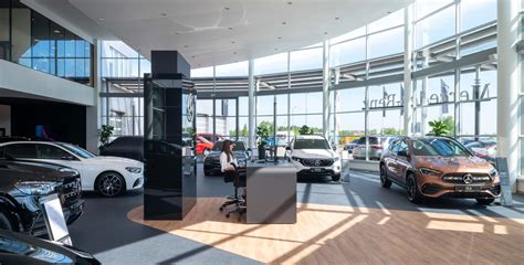 Tematinė nuotrauka: Mercedes-Benz salono interjeras Lietuvoje