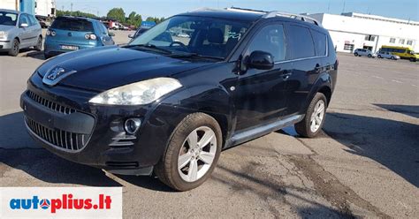 Peugeot 4007 variklio skyriaus nuotrauka