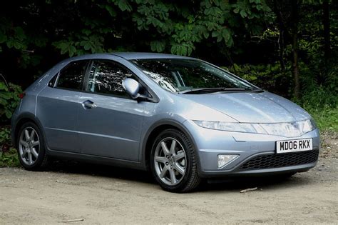 Honda Civic aštuntos kartos interjeras