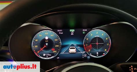 Mercedes-Benz C klasės (W205) salonas ir prietaisų skydelis