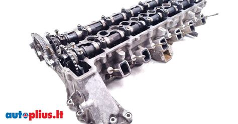 Land Rover Range Rover variklio skyriaus nuotrauka
