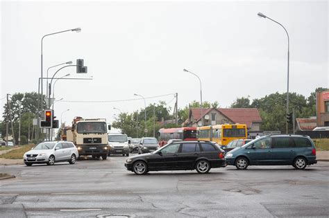 vokiskos masinos kelyje