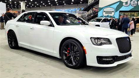 Chrysler 300C interjero vaizdas