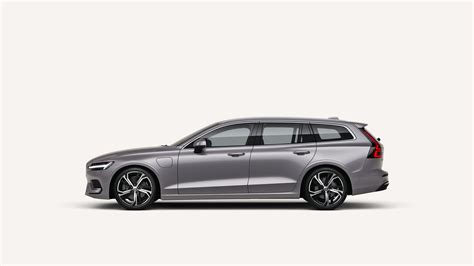 Volvo V60 Plug-in Hybrid prietaisų skydelis su hibridinės sistemos indikacija