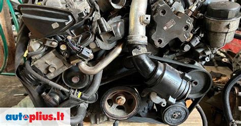 Jeep Grand Cherokee variklio skyriaus schema