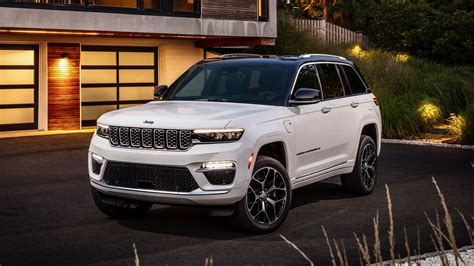 Jeep Grand Cherokee interjero nuotrauka