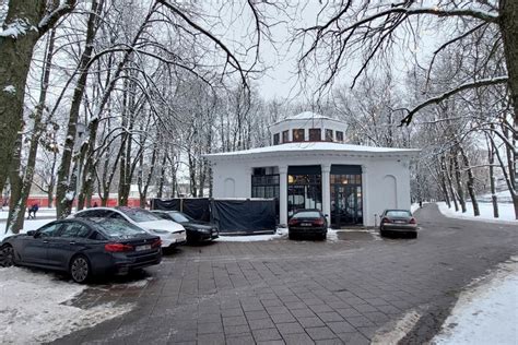 Tematinė nuotrauka su automobilių stovėjimo aikštele Šventojoje