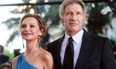 Harrisonas Fordas ir Calista Flockhart viešame renginyje - santykių stabilumo ir paprastumo simbolis