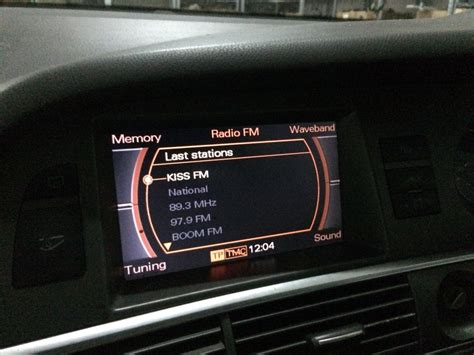 Audi A6 C6 (4F) interjeras su MMI sistema