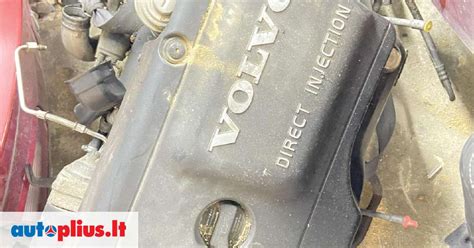 scheminis Volvo S80 variklio skyriaus vaizdas, pabrėžiantis pagrindinio diržo vietą