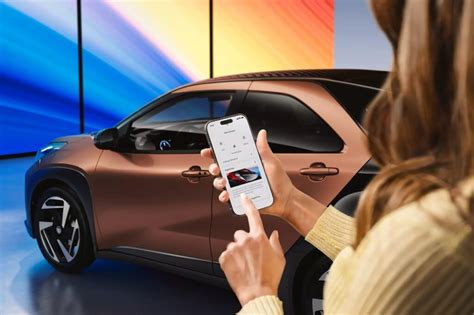 „Nissan Micra“ salonas su išmaniuoju prietaisų skydeliu