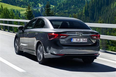 Toyota Avensis nuotrauka