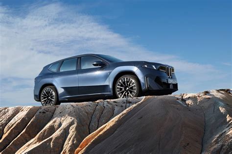 Inografika: BMW naujų modelių pristatymo grafikas