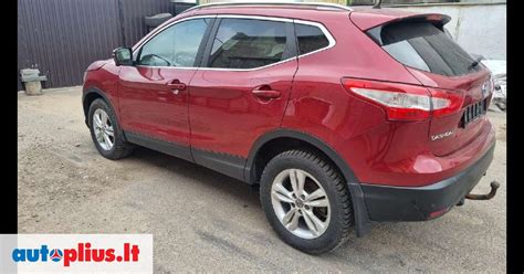 Automobilių dalių sandėlio nuotrauka arba profesionali Nissan Qashqai detalių schema