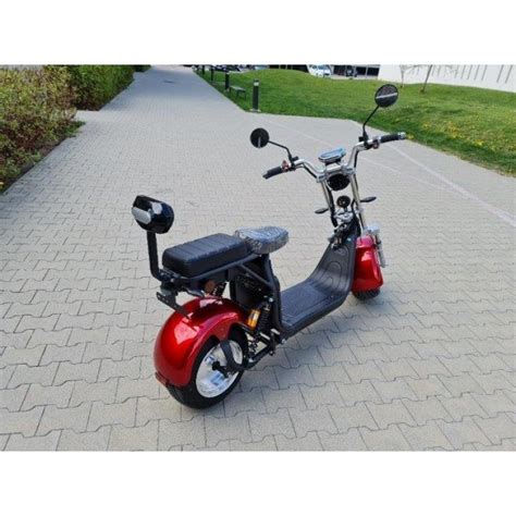 Studento pagaminto elektrinio motorolerio nuotrauka