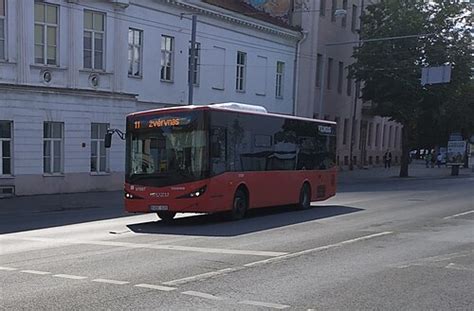 CNG autobusas mieste