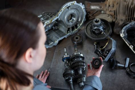 automobilio pavarų dėžės tipai