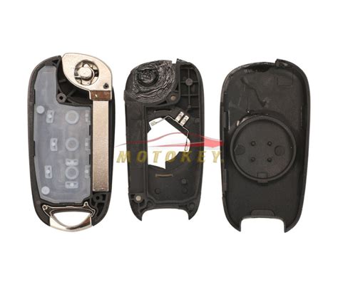 Photo of various Opel key housings