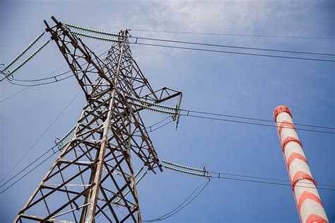 Tematinė nuotrauka, iliustruojanti energetikos infrastruktūrą (elektros linijos, dujotiekiai)