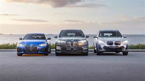 Infografika: BMW variklių evoliucija nuo M serijos iki modernios B serijos