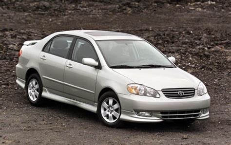 Toyota Corolla (2004) interjero nuotrauka