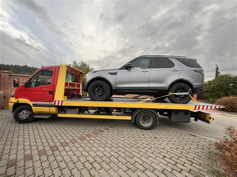 Teminis paveikslėlis: automobilio transportavimas