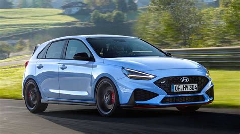 Hyundai i30 N sportinė versija kelyje