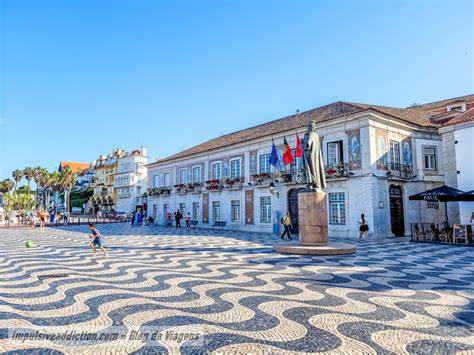 Praça 5 de Outubro aikštė ir Cascais architektūra