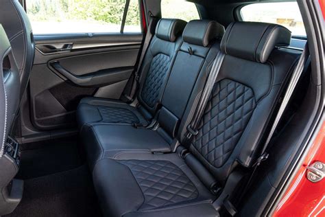 Skoda Kodiaq interjeras su septyniomis sėdimomis vietomis.