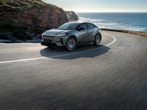 Toyota C-HR+ elektromobilio dizainas